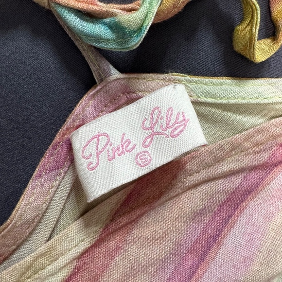 Cute Romper - Picture 3 of 3